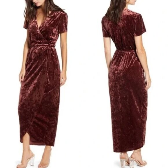 WAYF New Roslyn Crushed Velvet Wrap Short Sleeve Midi Dress Mahogany size Small - Picture 1 of 13